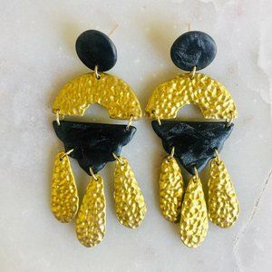Hammered Gold and Black Marble Chandelier Earrings